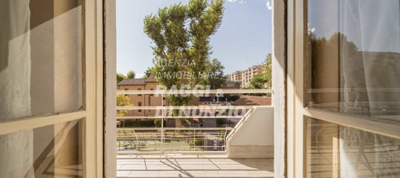 2 bedrooms Apartment in Rome, Italy No. 324547 13