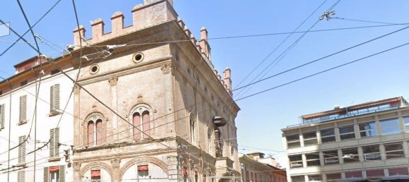 5 rooms Apartment in Bologna, Italy No. 224916 42