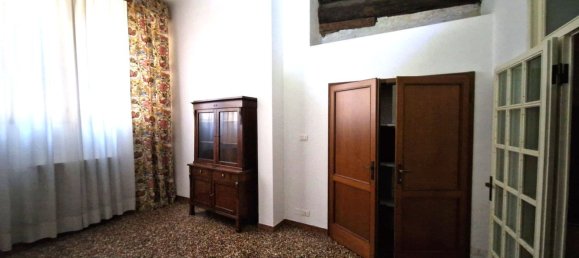 5 rooms Apartment in Bologna, Italy No. 224916 32