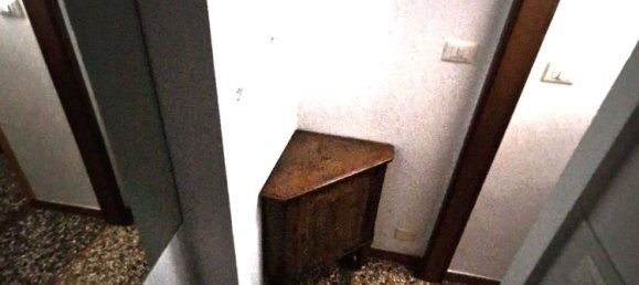 5 rooms Apartment in Bologna, Italy No. 224916 11