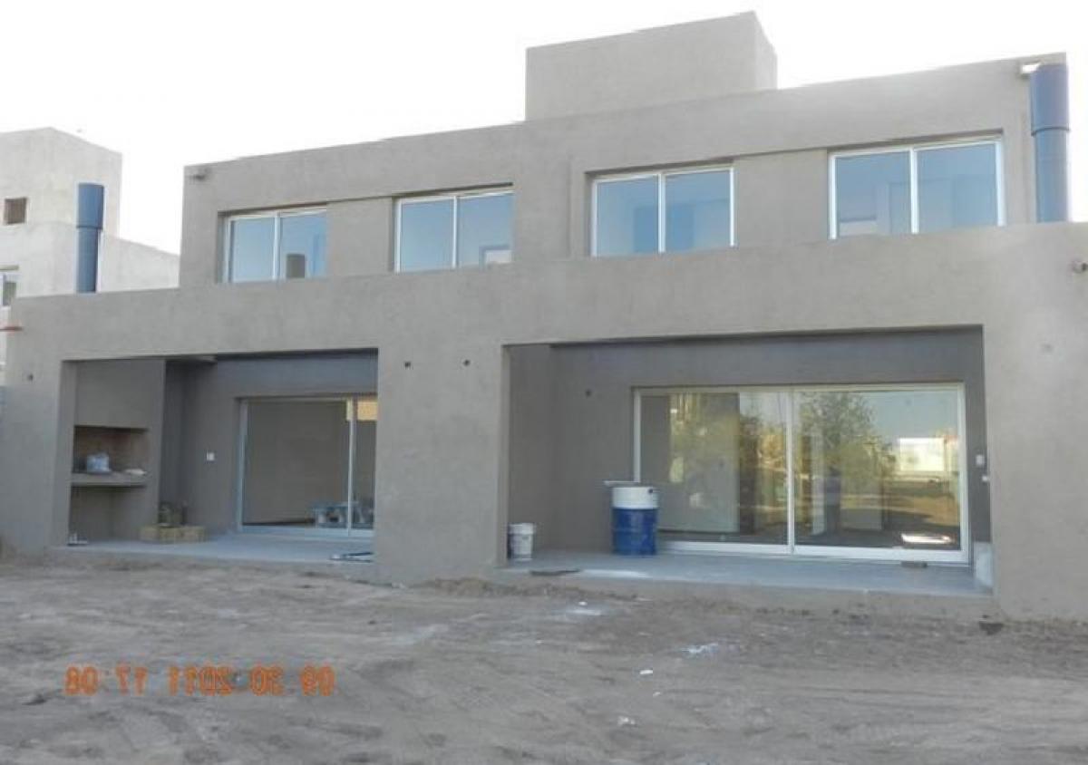 3 bedrooms House in Cordoba, Argentina No. 54267