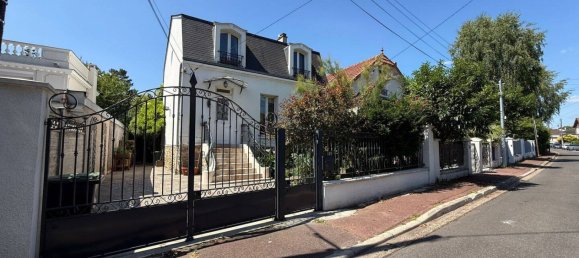 3 bedrooms House in Soisy-sous-Montmorency, France No. 334337 2