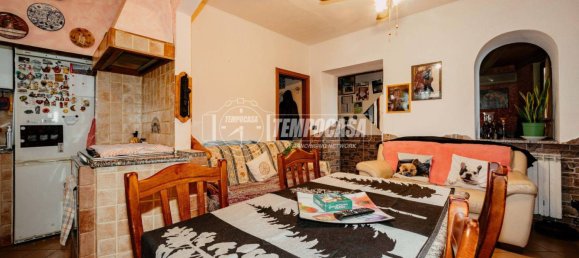 2 bedrooms House in Tromello, Italy No. 70753 4