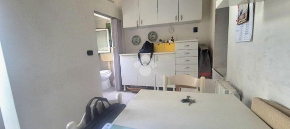 2 rooms Apartment in Bari, Italy No. 70959 8