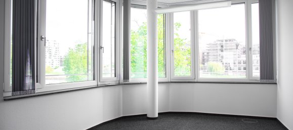 16-salle Bâtiment à Boblingen, Germany No. 73418 8