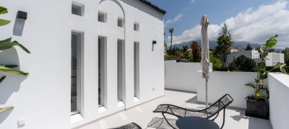 5 chambres Villa à Marbella, Spain No. 35601 10