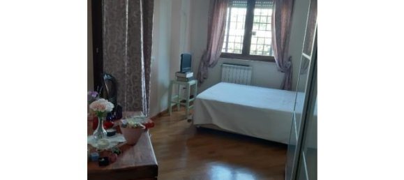 1 bedroom Apartment in Rome, Italy No. 257159 5