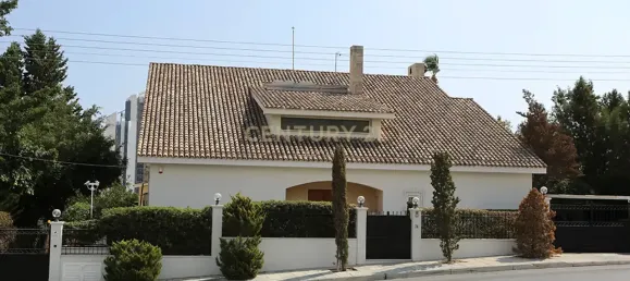 6 bedrooms Villa in Germasogeia, Cyprus No. 5533 2