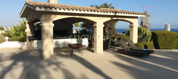 6 bedrooms Villa in Germasogeia, Cyprus No. 5533 8