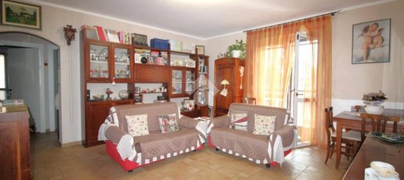 2 bedrooms Apartment in Trofarello, Italy No. 270993 3