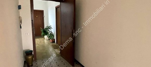 3 rooms Apartment in Castelletto sopra Ticino, Italy No. 28977 8