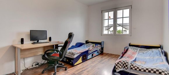 5 bedrooms House in Bouzonville, France No. 65437 6