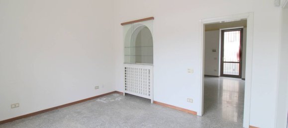 2-salle Propriété commerciale à Corte Franca, Italy No. 118169 16