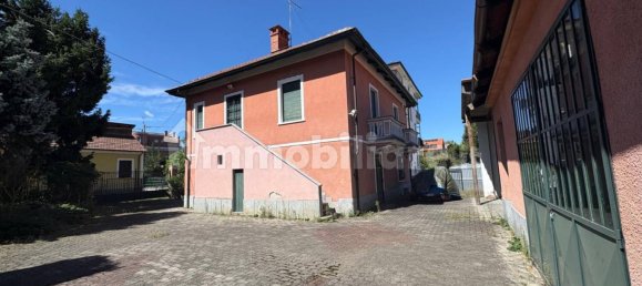 6 bedrooms Villa in San Mauro Torinese, Italy No. 312933 9