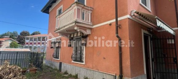 6 bedrooms Villa in San Mauro Torinese, Italy No. 312933 6