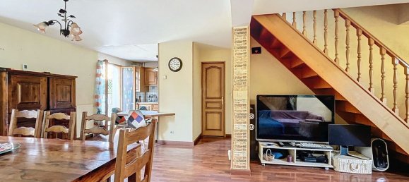 3 bedrooms House in Chevry-Cossigny, France No. 273594 8