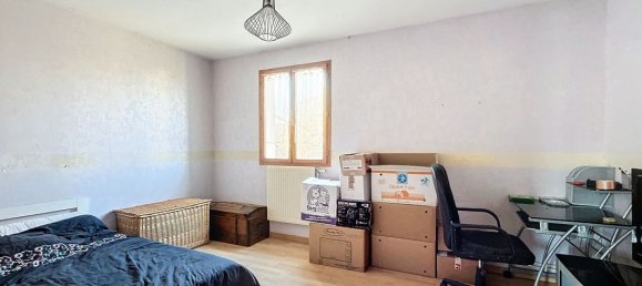 3 bedrooms House in Chevry-Cossigny, France No. 273594 12