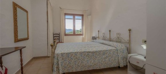 5 bedrooms Villa in Olbia, Italy No. 319688 9
