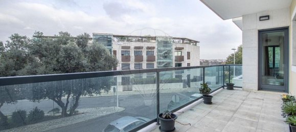 5 bedrooms Duplex in Lisbon, Portugal No. 65933 5