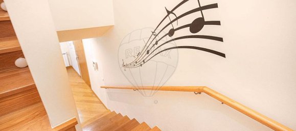 5 bedrooms Duplex in Lisbon, Portugal No. 65933 9