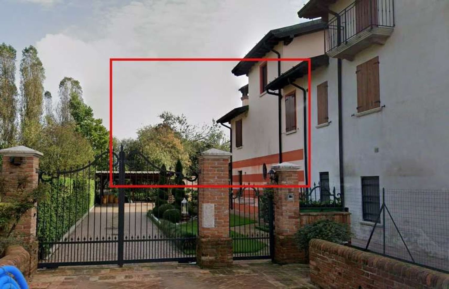 7 bedrooms House in Borgo San Giacomo, Italy No. 381874