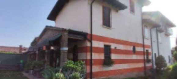 7 bedrooms House in Borgo San Giacomo, Italy No. 381874 6