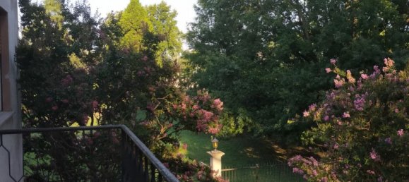 5 bedrooms House in Correzzola, Italy No. 327883 4