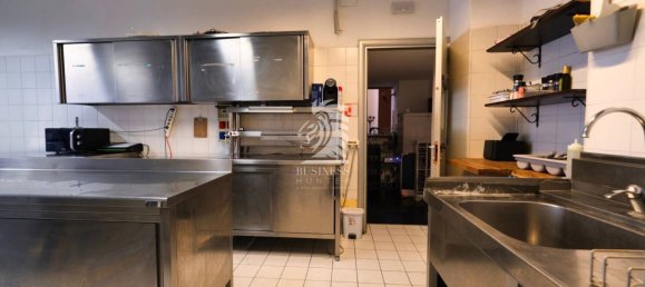 3 rooms Commercial property in Asti, Italy No. 297929 21