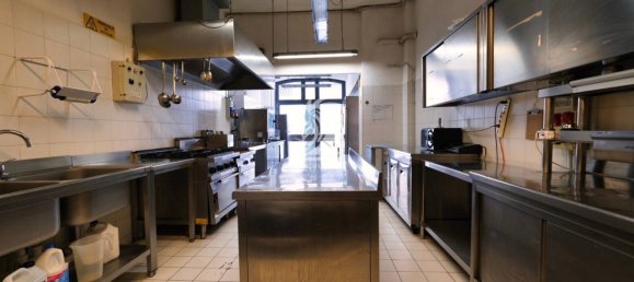 3 rooms Commercial property in Asti, Italy No. 297929 20