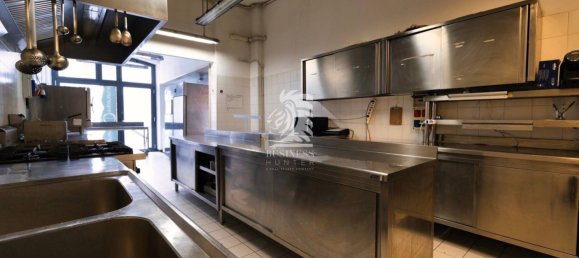 3 rooms Commercial property in Asti, Italy No. 297929 22