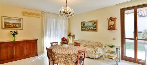 Квартира с 3 комнатами в Чинизелло Бальсамо, Италия № 188261 11