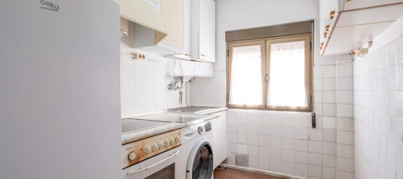 4 bedrooms Apartment in Zaragoza, Spain No. 68145 9