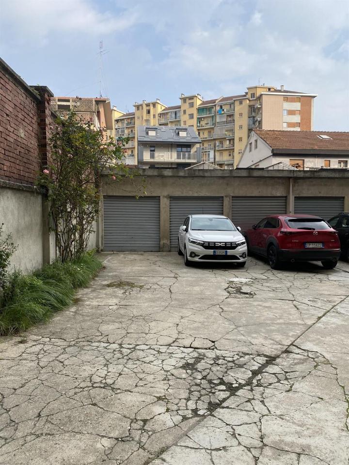 1 room Garage in Parella, Italy No. 30645
