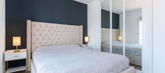 3 bedrooms Penthouse in El Paraiso, Spain No. 178395 3