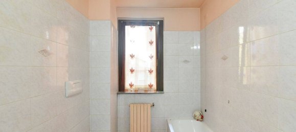 3 غرف نوم منزل في Seveso, Italy رقم 207393 8