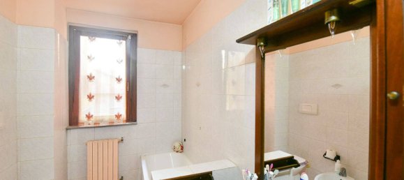 3 غرف نوم منزل في Seveso, Italy رقم 207393 7