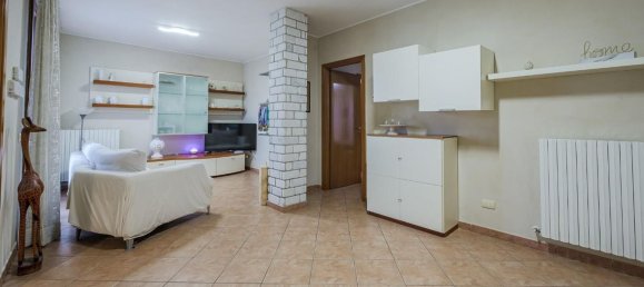 8-salle Maison à Cadelbosco di Sopra, Italy No. 292532 4