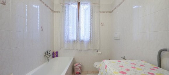 8-salle Maison à Cadelbosco di Sopra, Italy No. 292532 23