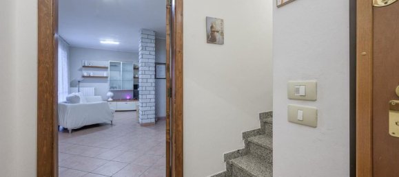 8-salle Maison à Cadelbosco di Sopra, Italy No. 292532 37