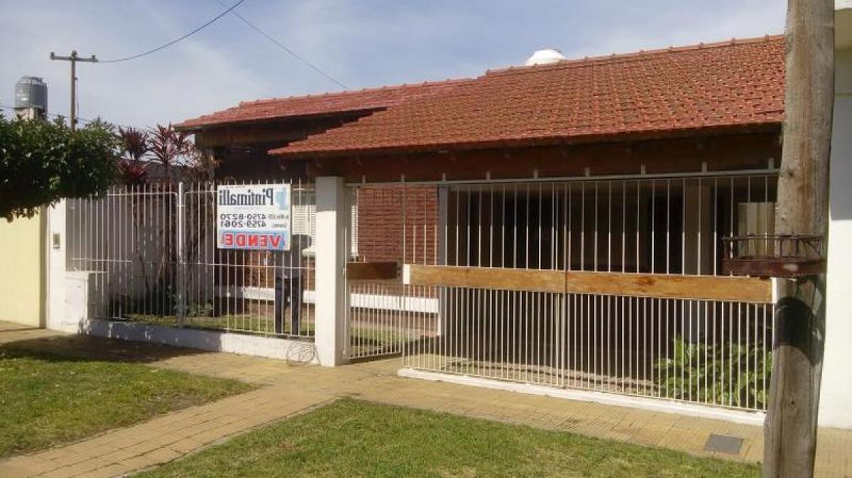 2 Schlafzimmer Haus in Tres de Febrero, Argentina, Nr. 18422