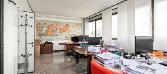 Escritório de 8 divisões em Padua, Italy N.º 99865 4