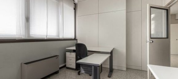 Escritório de 8 divisões em Padua, Italy N.º 99865 11