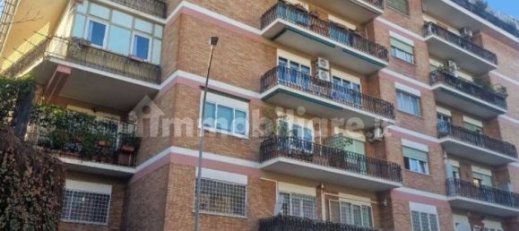 2غرفة شقة في Rome, Italy رقم 198730 53