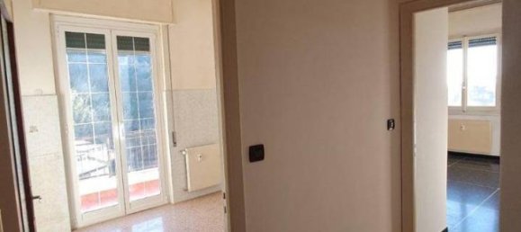 Apartamento de 4 divisões em Genoa, Italy N.º 162427 10