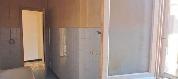 Apartamento de 4 divisões em Genoa, Italy N.º 162427 23