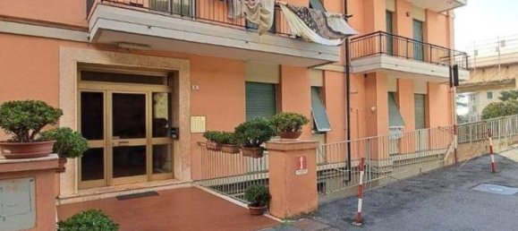Apartamento de 4 divisões em Genoa, Italy N.º 162427 33