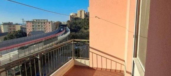 Apartamento de 4 divisões em Genoa, Italy N.º 162427 7