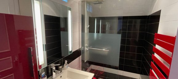 4 Schlafzimmer Haus in Bondy, France, Nr. 129865 12