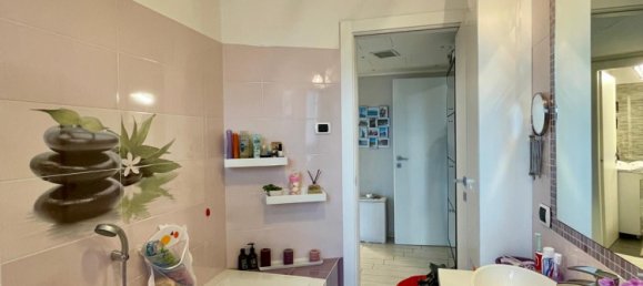 3-salle Appartement à Nova Milanese, Italy No. 284793 29