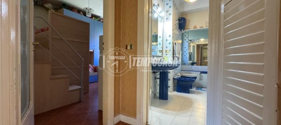 3 Schlafzimmer Wohnung in Mercogliano, Italy, Nr. 323081 2